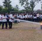 Kelompok Praktik Kependidikan UNY Bekerjasama dengan  BPBD  Adakan Pelatihan Pemadaman Kebakaran Digelar di SMA Negeri 1 Sewon